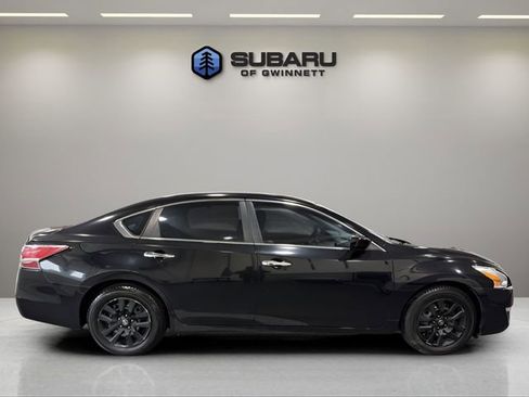 Used 2014 Nissan Altima 2.5 S FWD image 6