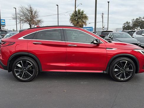 Used 2023 INFINITI QX55 Essential image 9