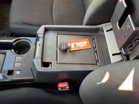 Certified 2023 Toyota 4Runner TRD Off-Road image 24