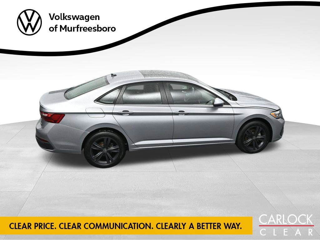 Used 2024 Volkswagen Jetta SE w/ Panoramic Sunroof Package FWD image 34