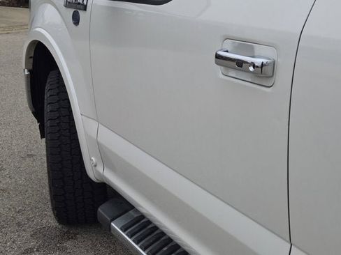 Used 2009 Ford F150 XLT image 17