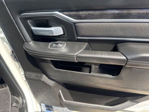 Used 2024 RAM 2500 Big Horn AWD/4WD image 19