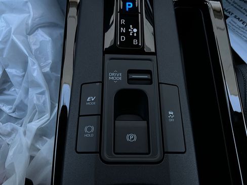 New 2026 Toyota Prius LE image 19