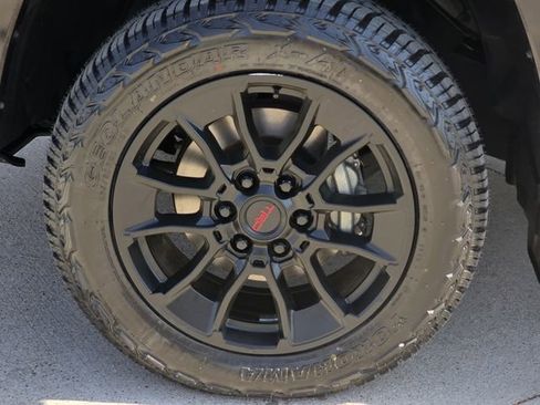 Used 2024 Toyota Tundra Platinum w/ TRD Off-Road Package image 10