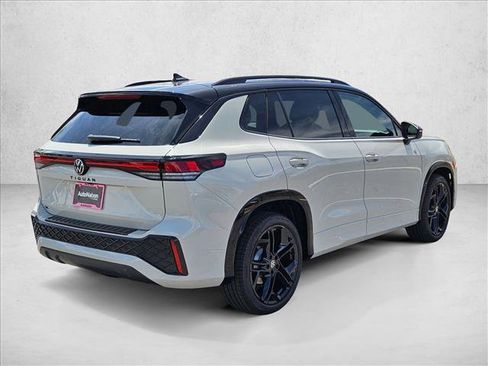 New 2026 Volkswagen Tiguan SE R-Line FWD image 2