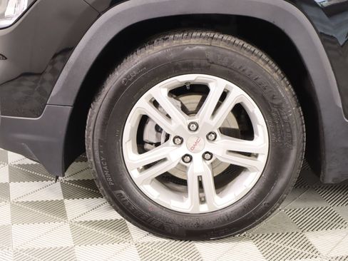 Used 2024 GMC Terrain SLE w/ Driver Convenience Package FWD image 16