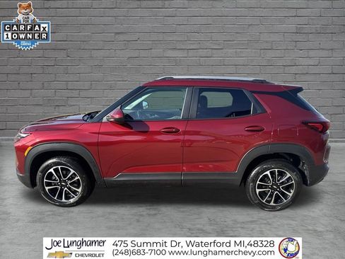 Certified 2024 Chevrolet TrailBlazer LT w/ LT Cold Weather Package AWD/4WD image 7