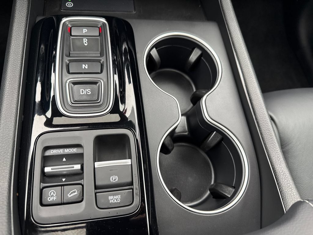 Certified 2026 Honda Pilot Touring image 32