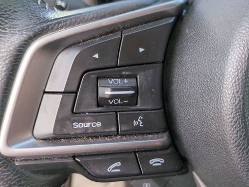 Used 2022 Subaru Legacy Premium image 11