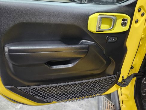 Used 2020 Jeep Wrangler Unlimited Sport S image 24