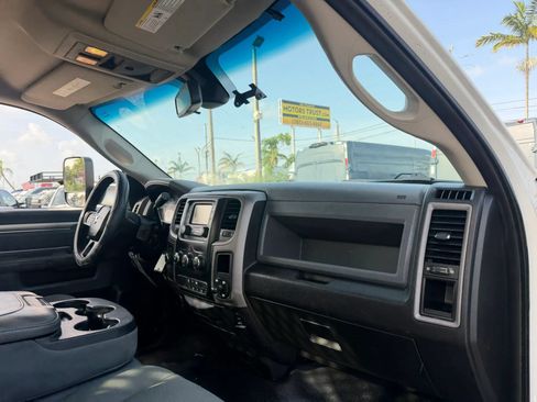 Used 2016 RAM 5500 Tradesman w/ Power Accessory Group AWD/4WD image 14