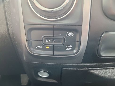 Used 2021 RAM 1500 Classic SLT AWD/4WD image 24