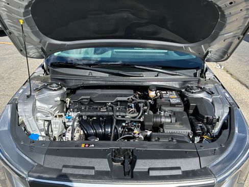 Used 2025 Kia K4 LXS image 31