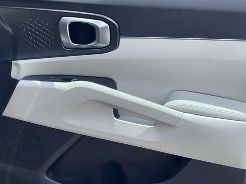 Used 2025 Kia Sorento S w/ Panoramic Sunroof Package FWD image 16