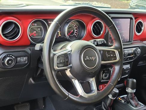 Certified 2022 Jeep Wrangler Unlimited Rubicon AWD/4WD image 9