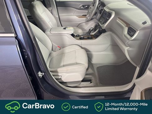 Certified 2018 GMC Acadia SLE w/ LPO, Black Accent Package AWD/4WD image 15