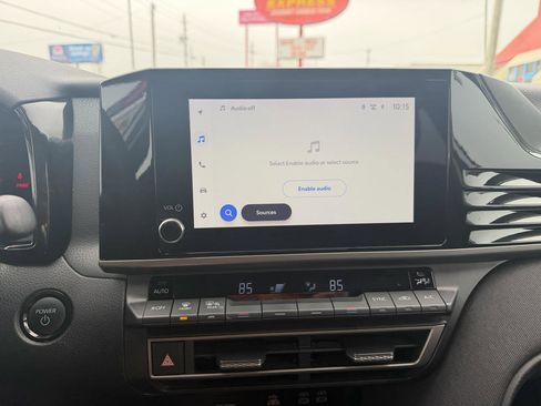 Used 2025 Toyota Camry LE image 19