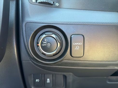 Used 2013 Honda Ridgeline Sport image 22