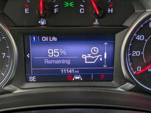 Used 2023 GMC Terrain SLE w/ Driver Convenience Package AWD/4WD image 16