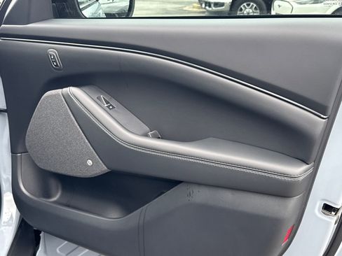 New 2026 Ford Mustang Mach-E Premium image 14