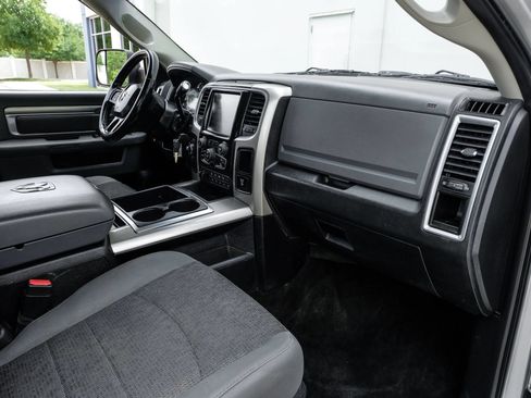Used 2015 RAM 3500 Big Horn AWD/4WD image 18