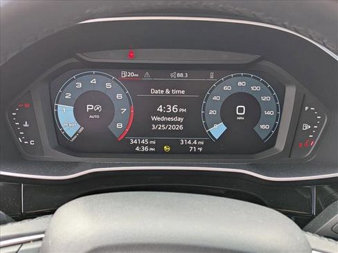 Used 2023 Audi Q3 2.0T Premium Plus image 10