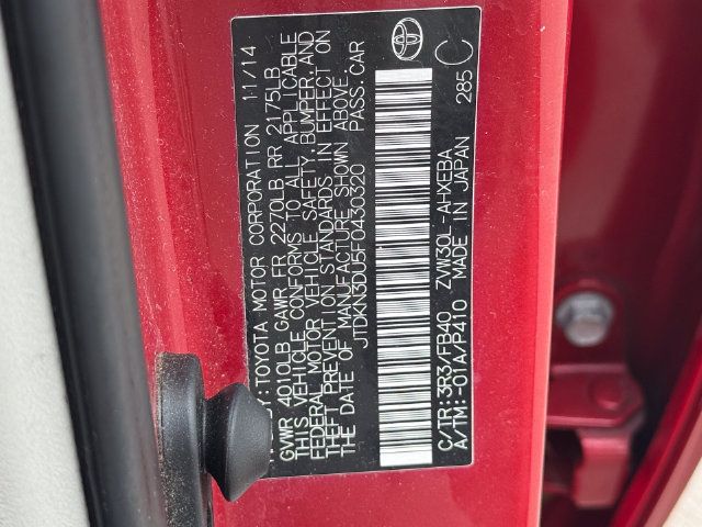 Used 2015 Toyota Prius Three FWD image 29