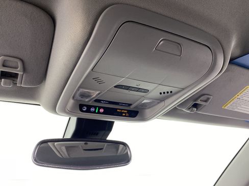 Used 2021 Chevrolet Equinox Premier w/ Redline Edition image 27