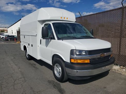 New 2025 Chevrolet Express 3500 w/ Power Convenience Package image 3