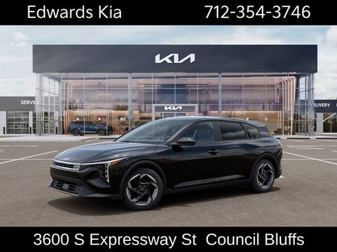 New 2026 Kia K4 EX FWD image 3