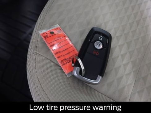 Certified 2022 Ford Escape SE image 37