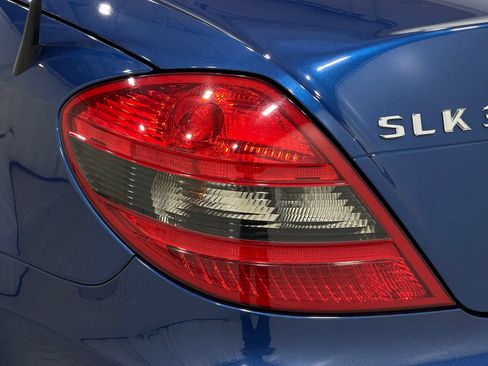 Used 2009 Mercedes-Benz SLK 300 image 29