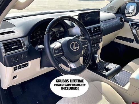 Used 2023 Lexus GX 460 Premium w/ Premium Package image 16
