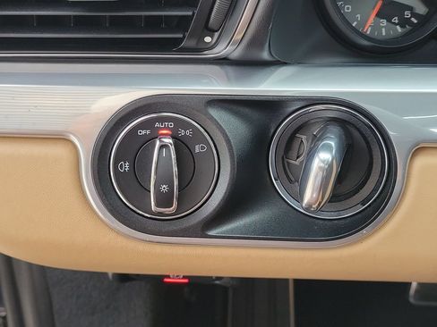 Certified 2017 Porsche 911 Carrera 4S AWD/4WD image 42