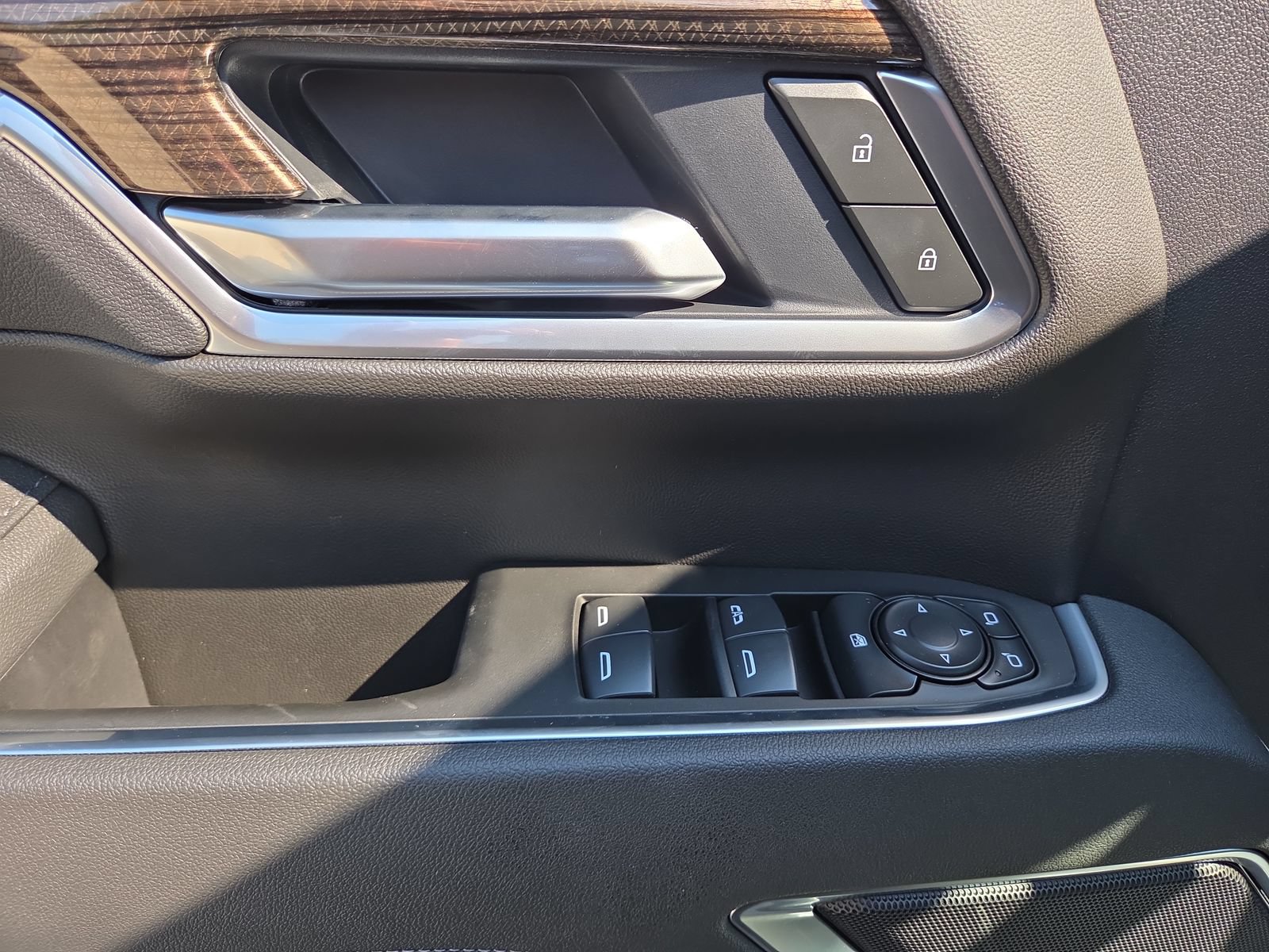 New 2026 Chevrolet Silverado 3500 LT AWD/4WD image 16