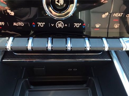 New 2026 GMC Sierra EV Elevation image 27