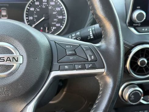 Used 2022 Nissan Sentra SV FWD image 23
