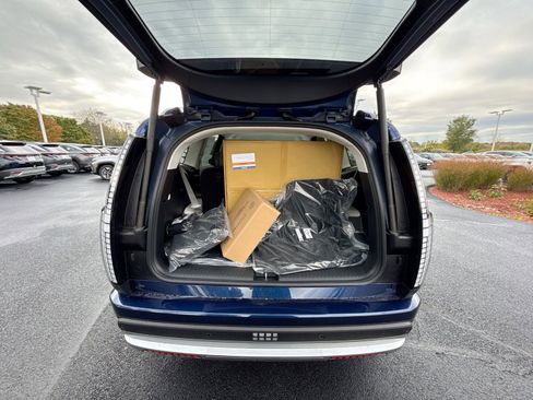 New 2026 Hyundai Ioniq 9 SE image 26