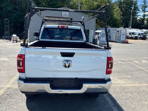 Used 2024 RAM 2500 Tradesman w/ Chrome Appearance Group AWD/4WD image 6
