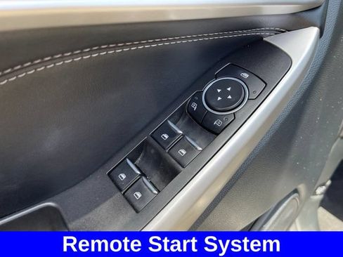 Used 2023 Ford Explorer XLT w/ Equipment Group 202A AWD/4WD image 11