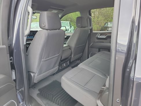 Used 2022 Chevrolet Silverado 1500 RST image 13