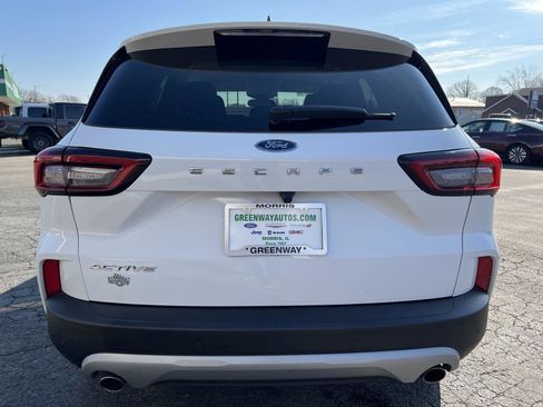 Used 2023 Ford Escape Active image 5