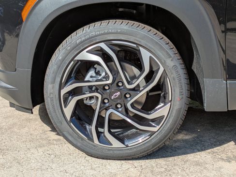 New 2025 Chevrolet TrailBlazer RS w/ Convenience Package image 17