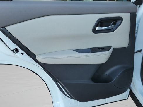 New 2025 Nissan Rogue SV image 11