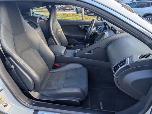 Used 2020 Jaguar F-TYPE P300 image 18