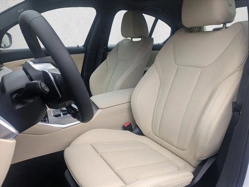 Used 2025 BMW 330i Sedan w/ Convenience Package image 4