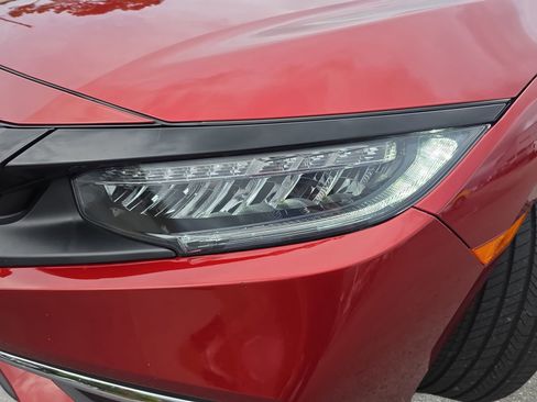 Used 2020 Honda Civic Touring image 29
