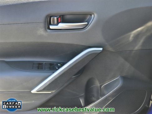 Used 2025 Toyota Corolla Cross AWD Hybrid w/ Convenience Package image 35