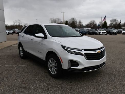 Used 2022 Chevrolet Equinox LT AWD/4WD image 9