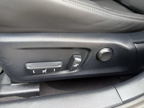 Used 2016 Lexus IS 300 AWD w/ Navigation System Package image 19